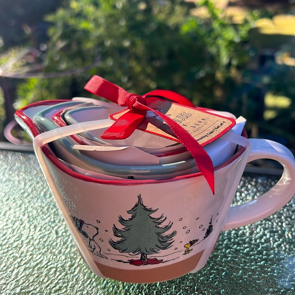 Rae Dunn Christmas snoopy measuring cups